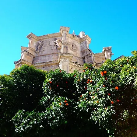 Apartment Calle Postigo De Zarate (Adults Only) דירה